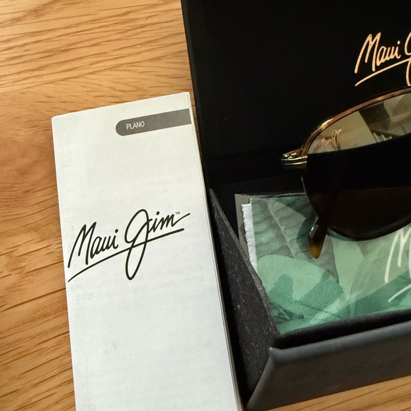 Maui Jim Noni Sunglasses - Picture 3 of 4